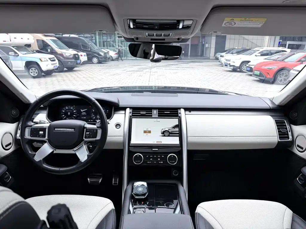 Land Rover Discovery — миниатюра 6