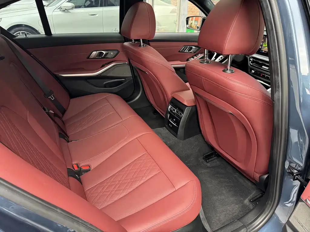 BMW 3 Series — миниатюра 19
