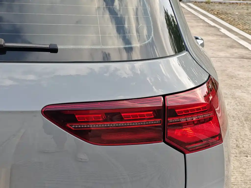 Volkswagen Golf — миниатюра 11