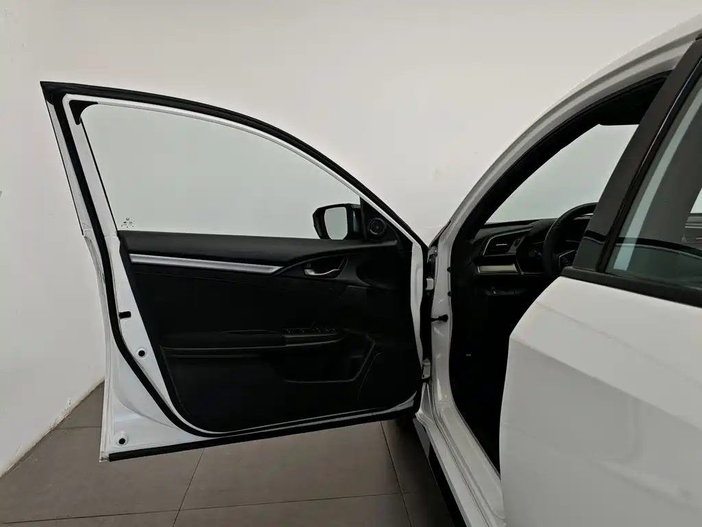 Honda Civic 2021 HATCHBACK 220TURBO CVT