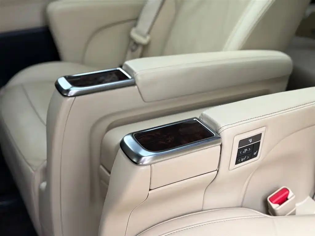Toyota Alphard 2019 2.5L Luxury