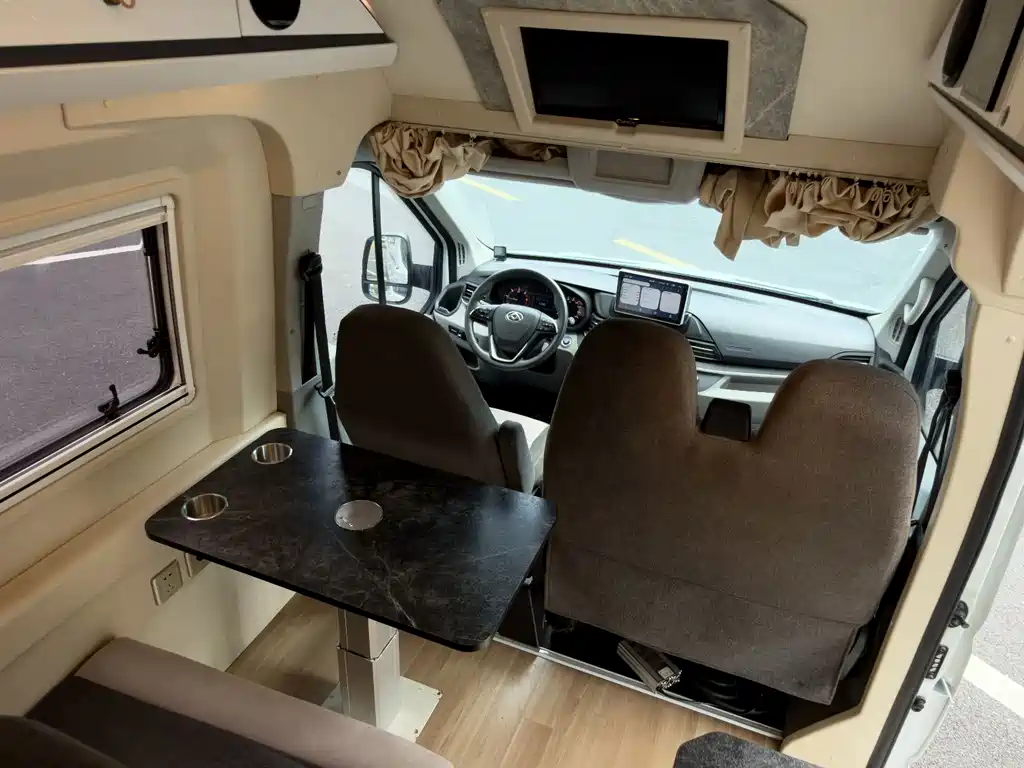 MAXUS V90 RV — миниатюра 7