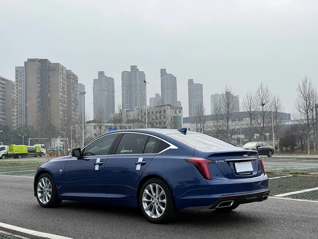 CADILLAC CT5