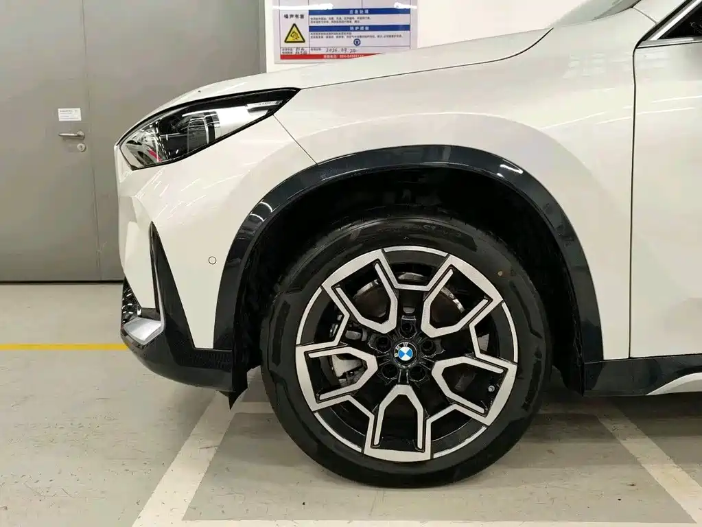 BMW X1 2026 sDrive25Li X