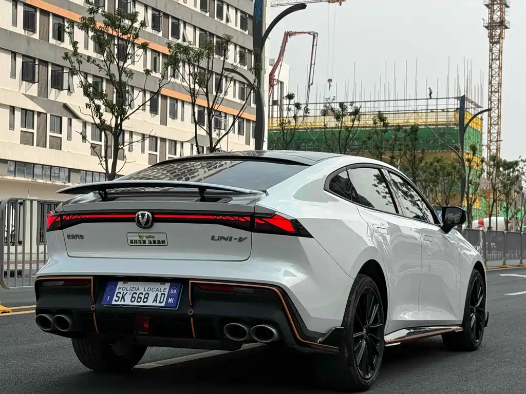 Changan UNI-V — миниатюра 8