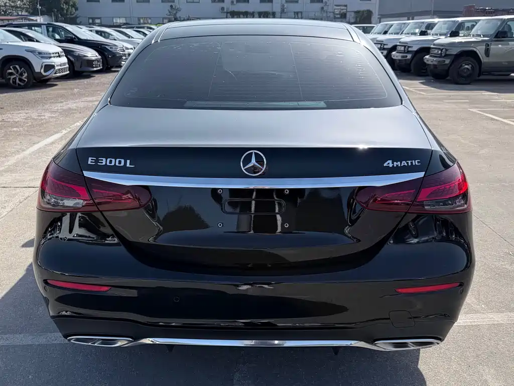 Mercedes-Benz E-Class E 2022 E 300 L Sport Fashion
