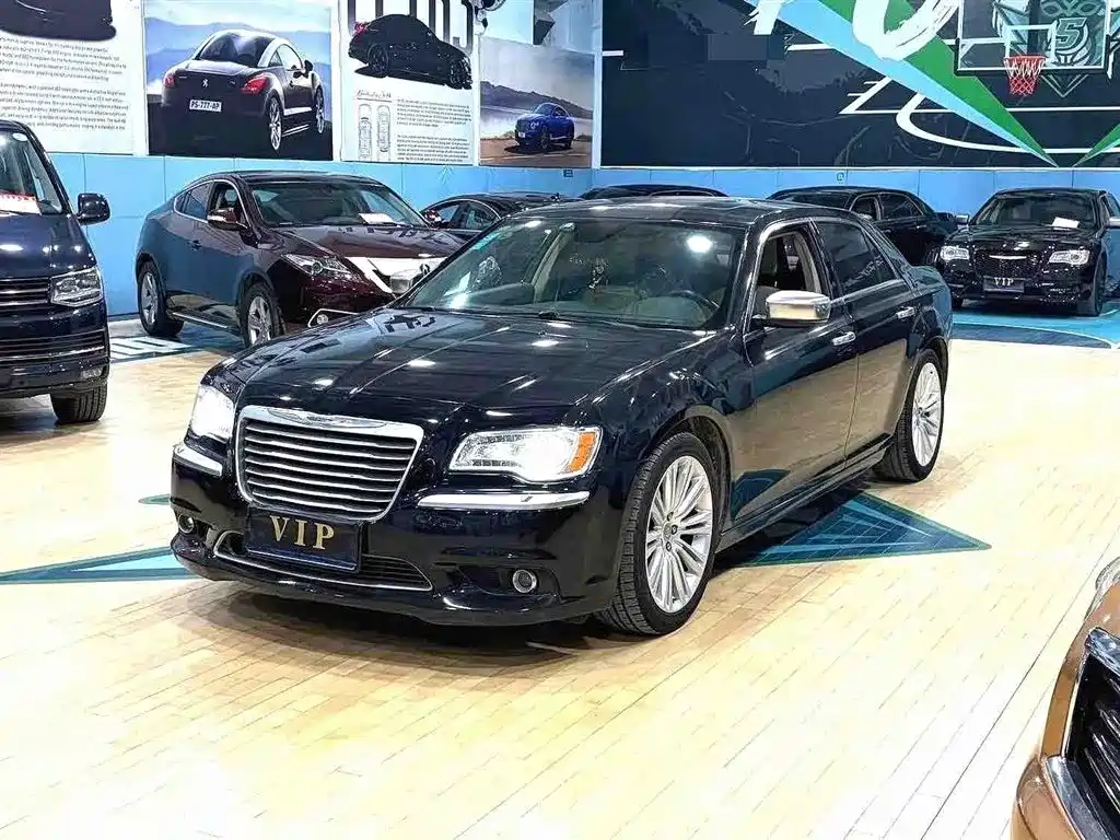 Купить Chrysler 300C