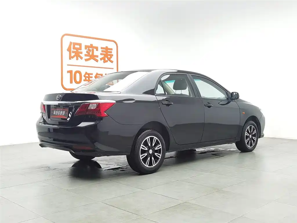 BYD  F3