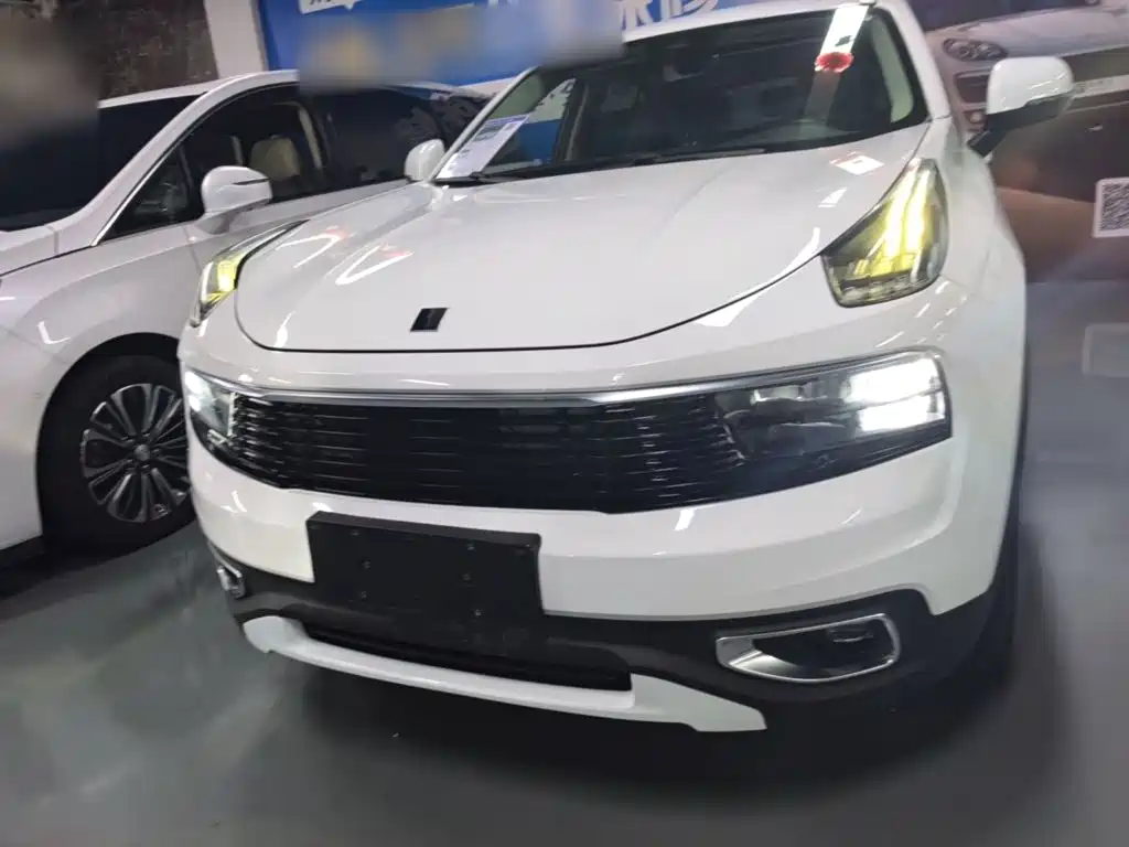Lynk & Co 01 2017 2.0T Pro