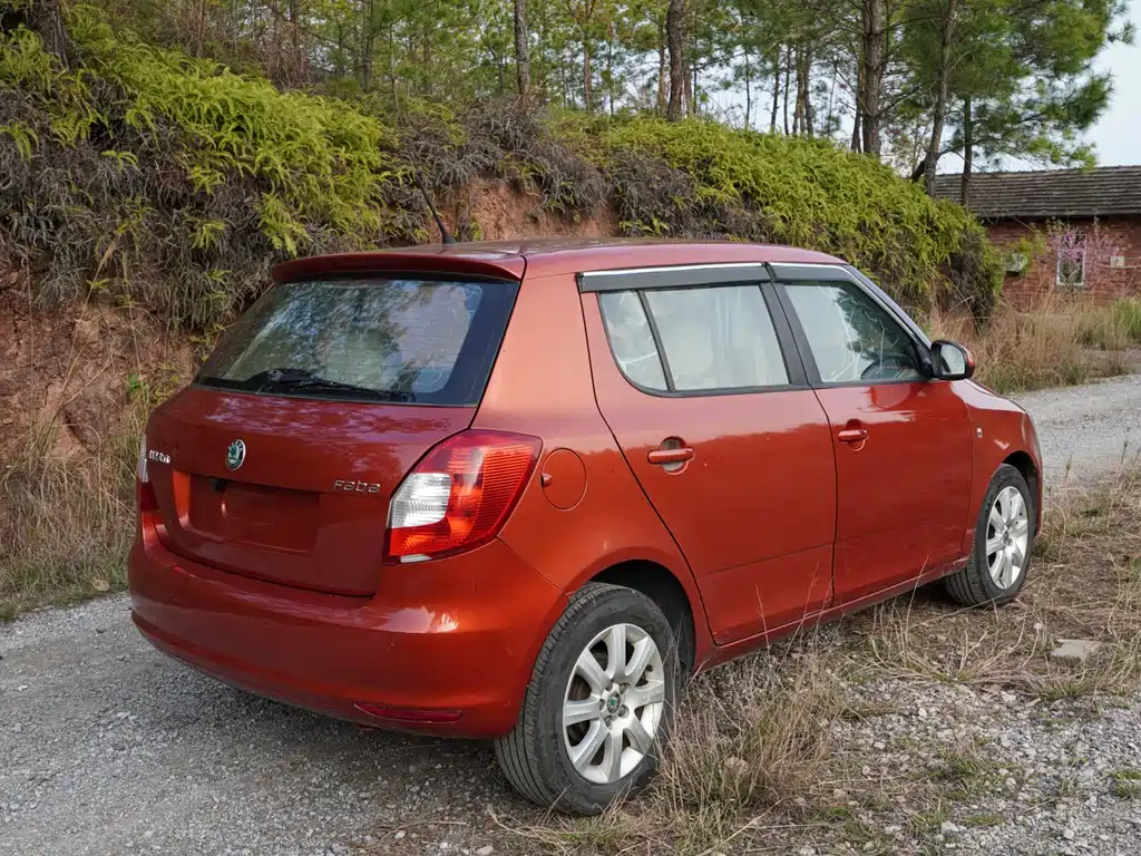 Skoda Fabia 2012 1.4L MT