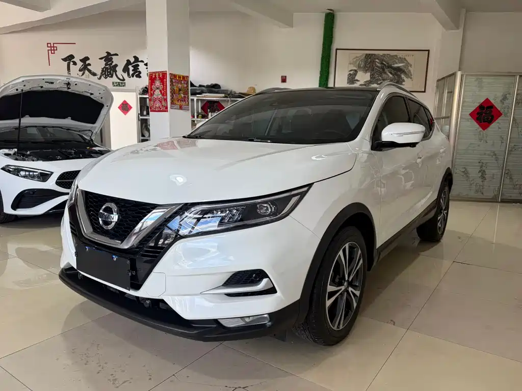 Купить Nissan Qashqai