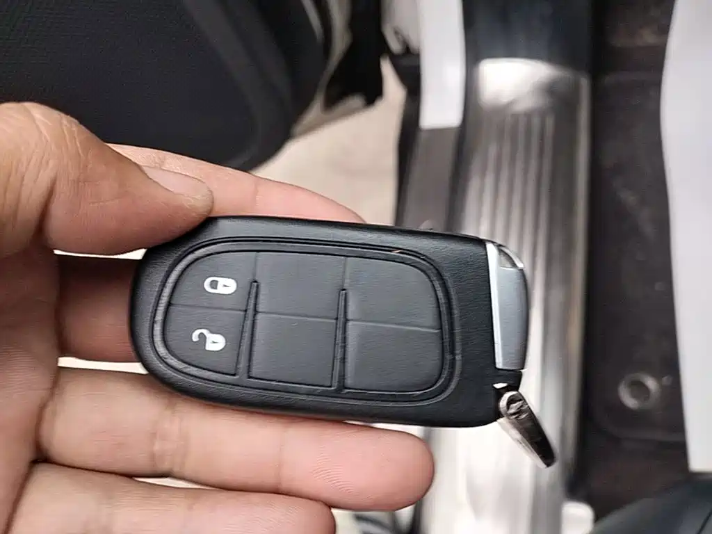 Jeep Cherokee — миниатюра 9
