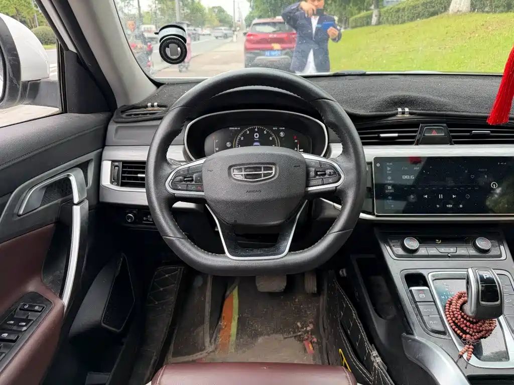 Geely Boyue — миниатюра 14