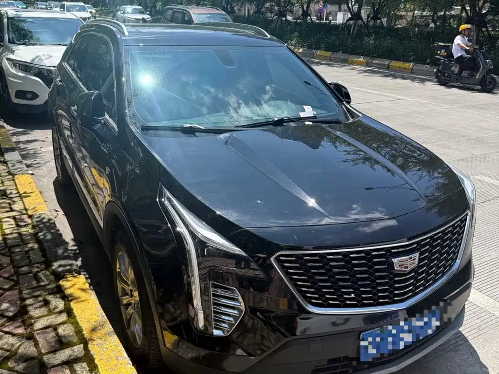 Cadillac XT4