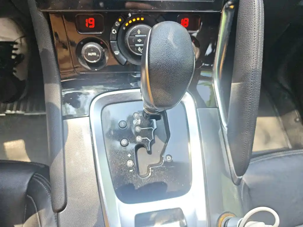 Peugeot 3008 — миниатюра 10
