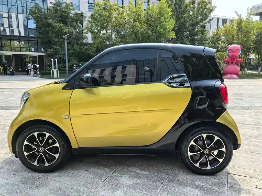 smart Smart Fortwo — миниатюра 3