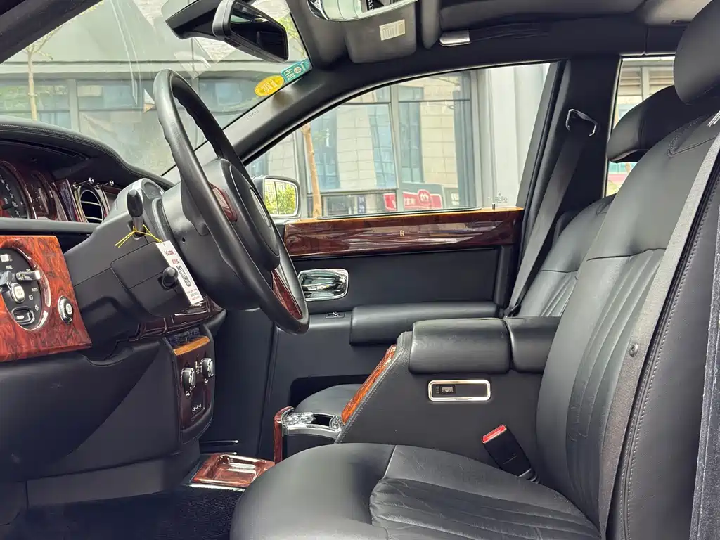 Rolls-Royce Phantom 6.7L Standard Edition, фото 7