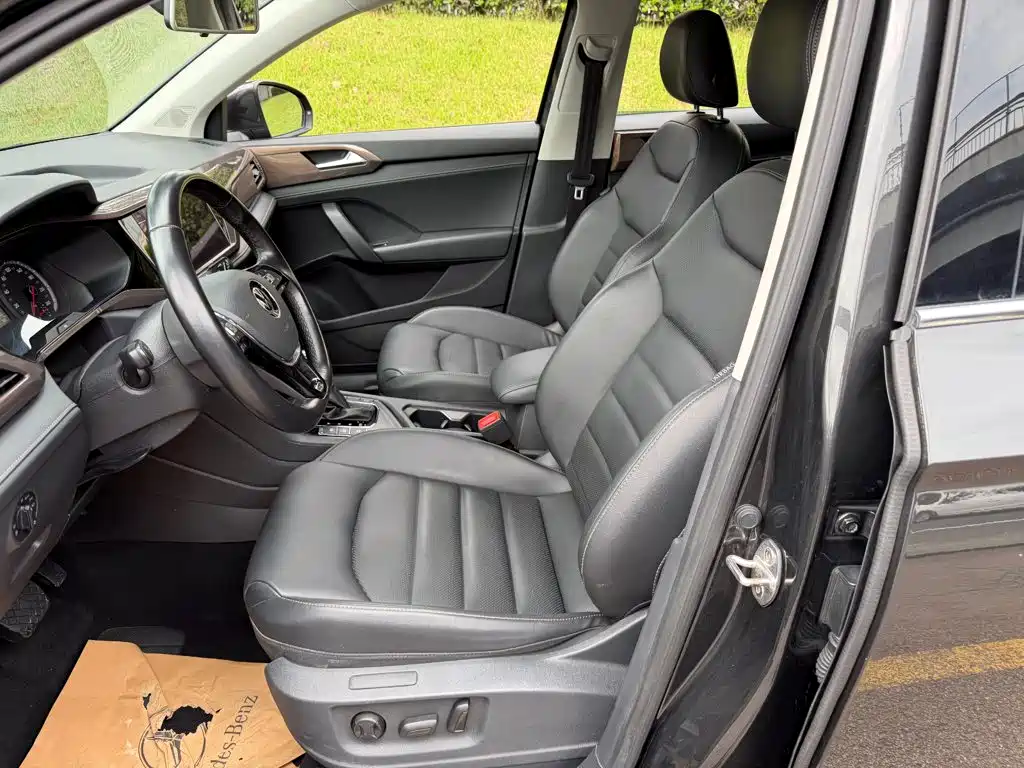 Volkswagen Tharu — миниатюра 8