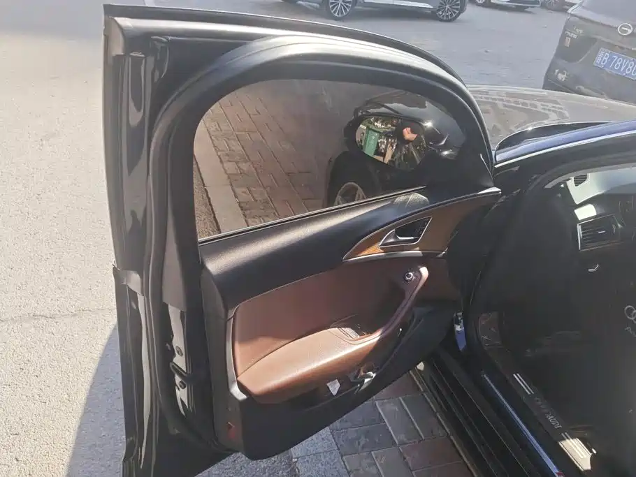 Audi A6L — миниатюра 7