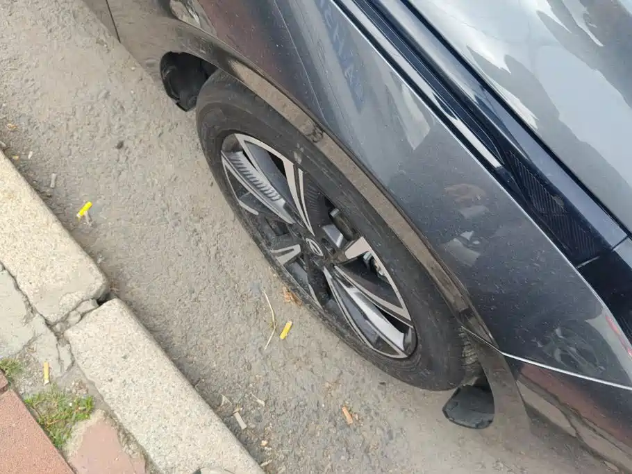 Changan Eado — миниатюра 6