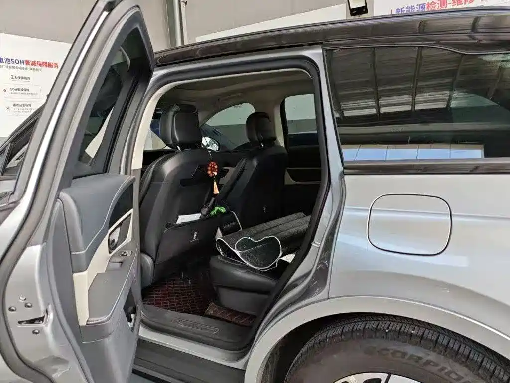 Lincoln Nautilus 2023 2.0T