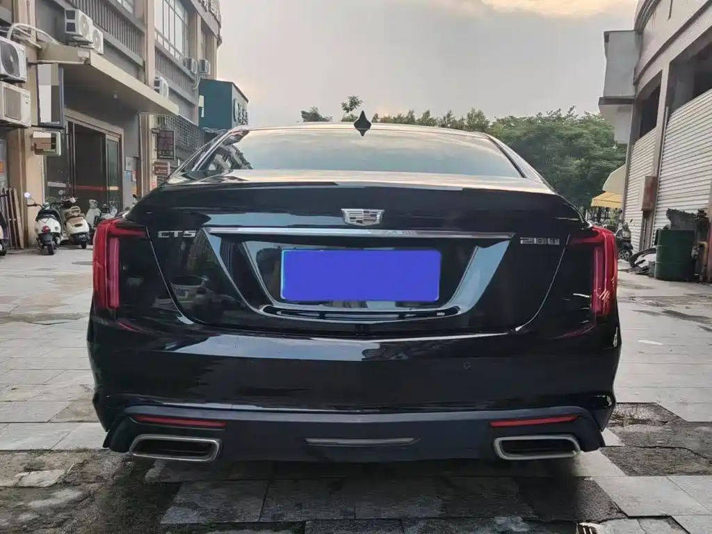 Cadillac CT5 — миниатюра 4