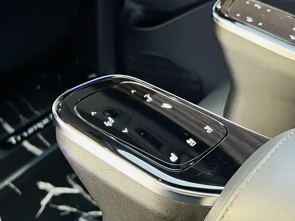 GAC Motor Trumpchi M8 — миниатюра 10