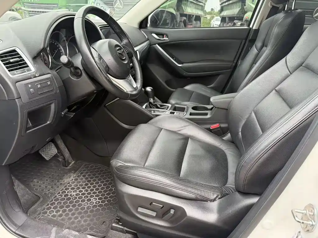 Mazda CX-5 2015 2.0L AT Comfort