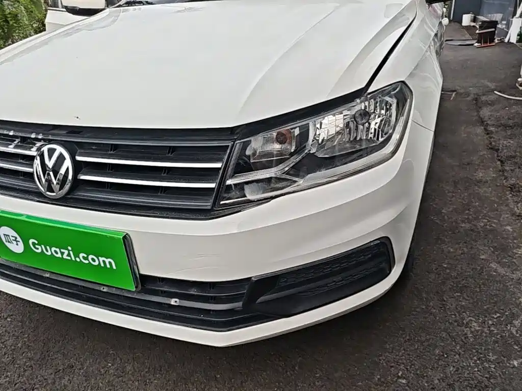 Volkswagen Santana — миниатюра 24
