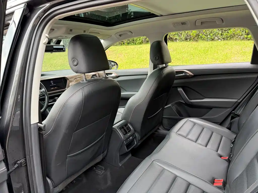 Volkswagen Tharu — миниатюра 11