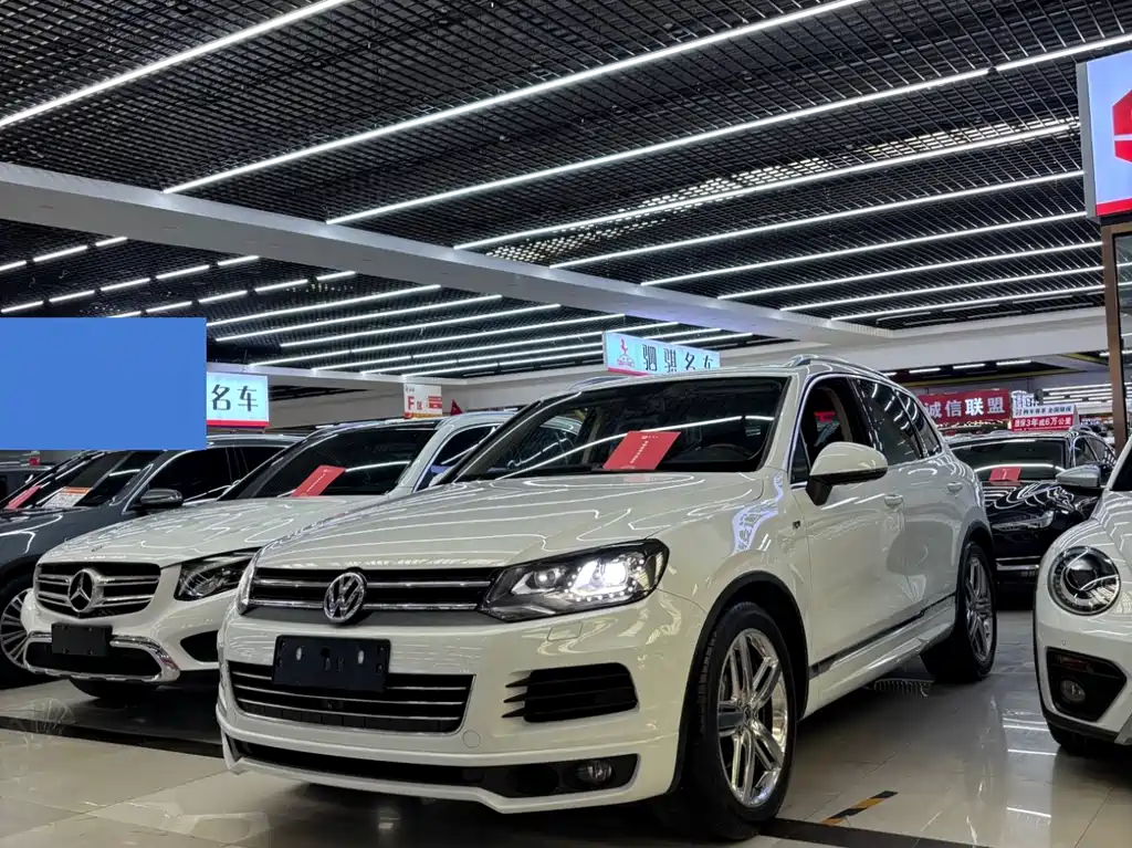 Купить Volkswagen Touareg