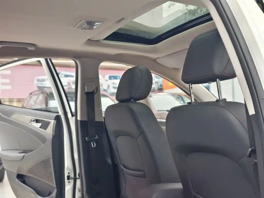 Changan Eado XT — миниатюра 17