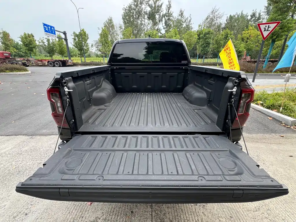 Ford Ranger — миниатюра 8