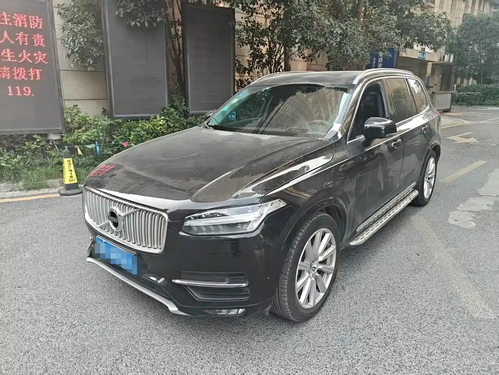 Купить Volvo XC90