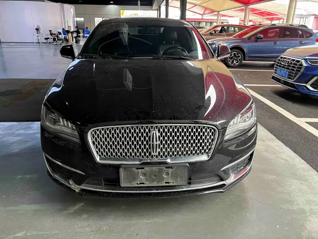 Lincoln MKZ — миниатюра 2