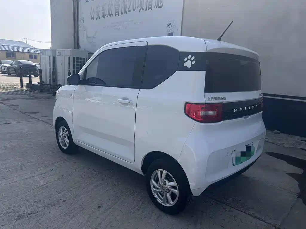 Wuling MINIEV — миниатюра 4