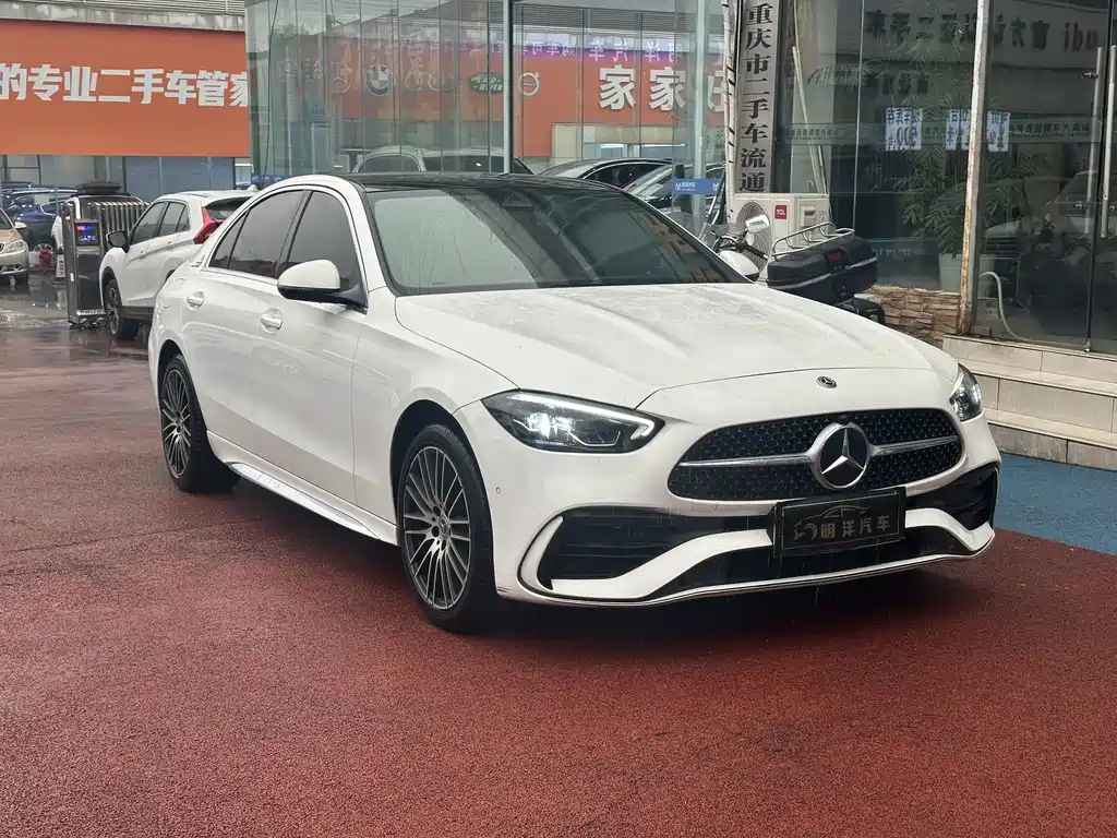 Mercedes-Benz C-Class — миниатюра 3