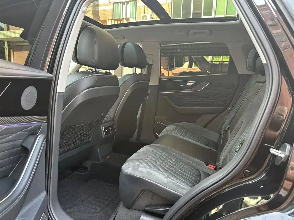 Hongqi Hongqi HS5 — миниатюра 6