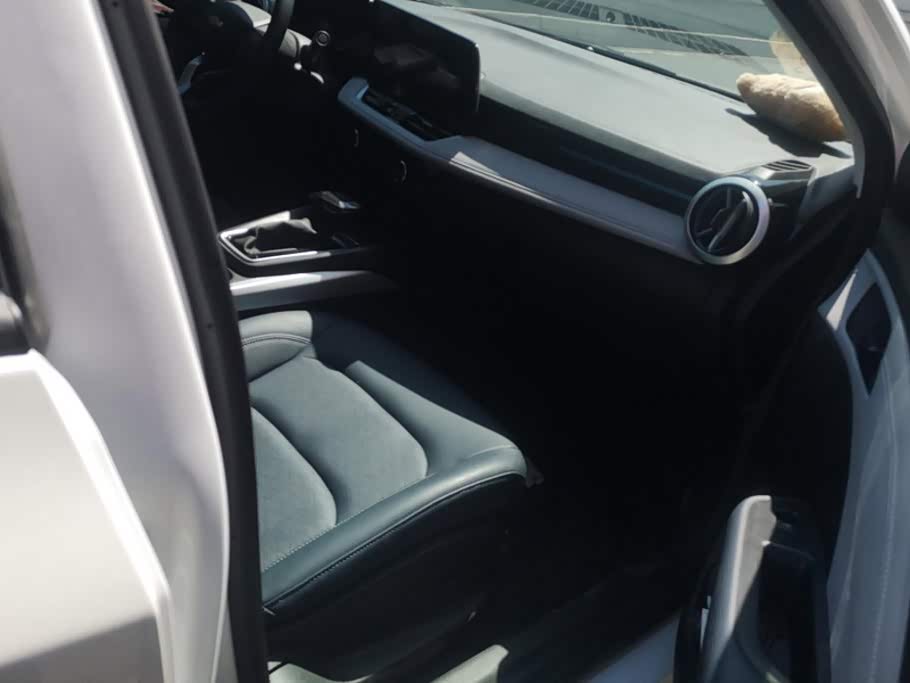 Chevrolet Monza 1.5 л 2024 г. Белый, пробег 15000 км