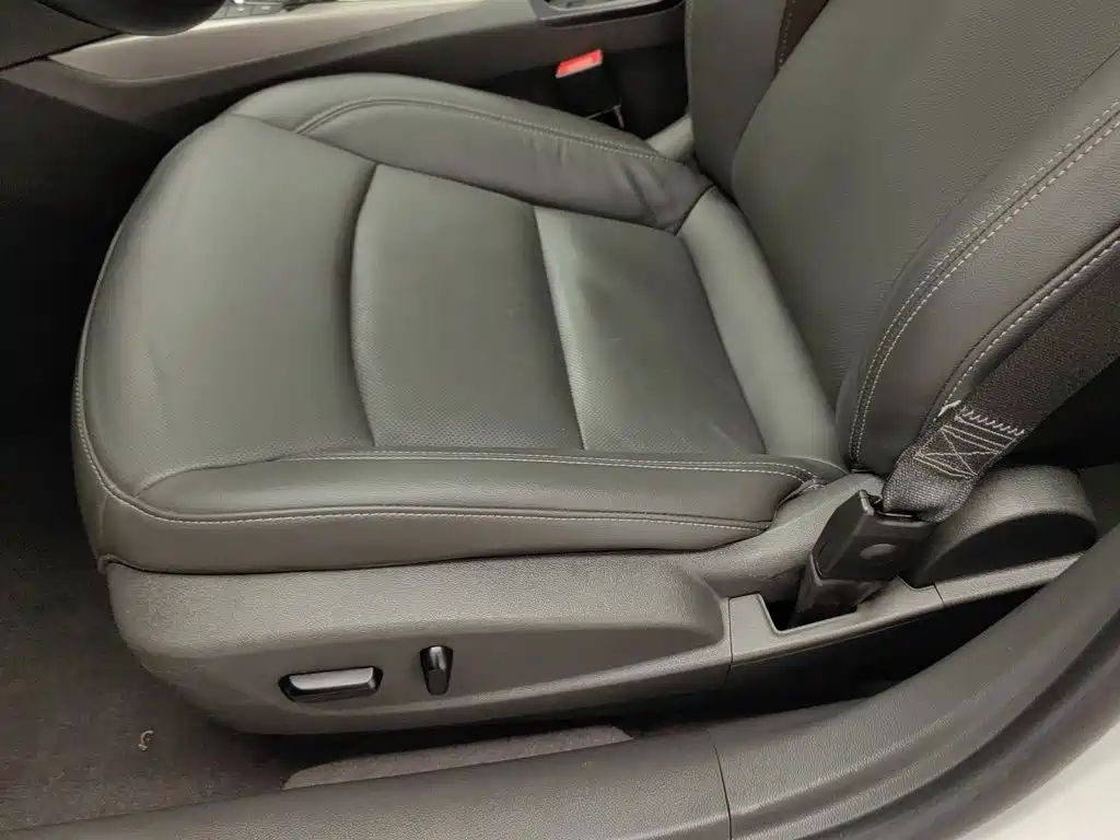 Chevrolet Malibu — миниатюра 20