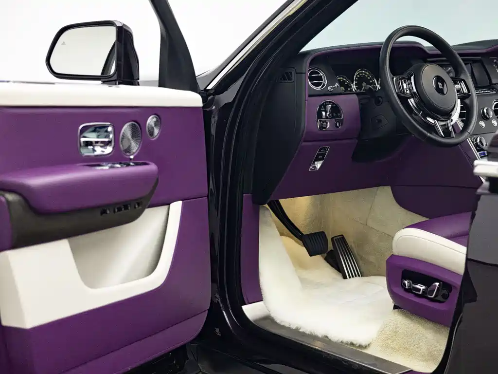 Rolls-Royce Cullinan 2018 мест