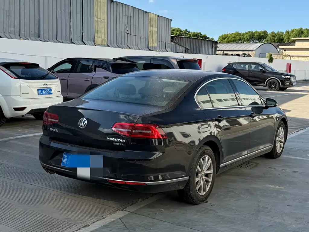 Volkswagen Magotan — миниатюра 6
