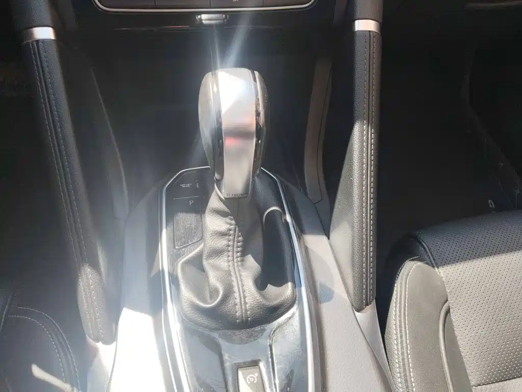 Renault Koleos — миниатюра 7