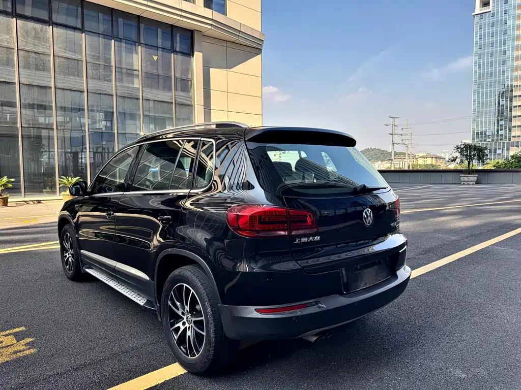 Volkswagen Tiguan — миниатюра 7