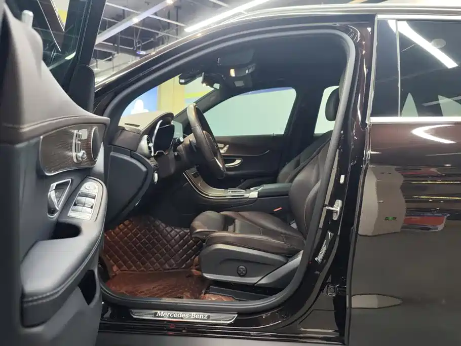 Mercedes-Benz GLC 2022 GLC 260 L 4MATIC Luxury