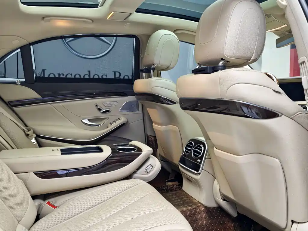 Mercedes-Benz S-Class — миниатюра 10