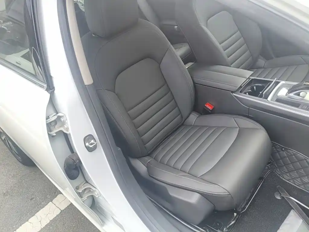 Citroen C6 — миниатюра 25