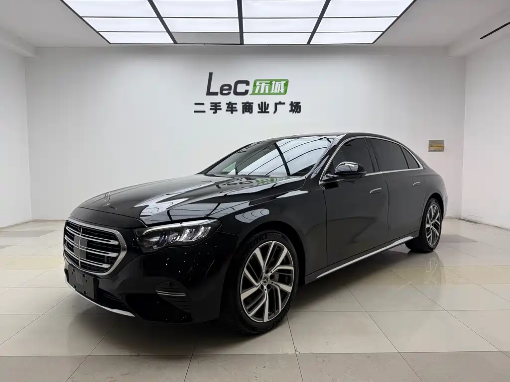 Mercedes-Benz E-Class 2024