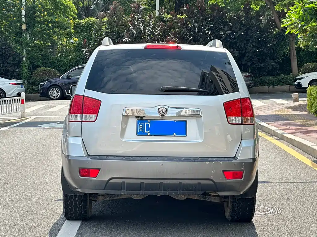 Kia Borrego — миниатюра 6