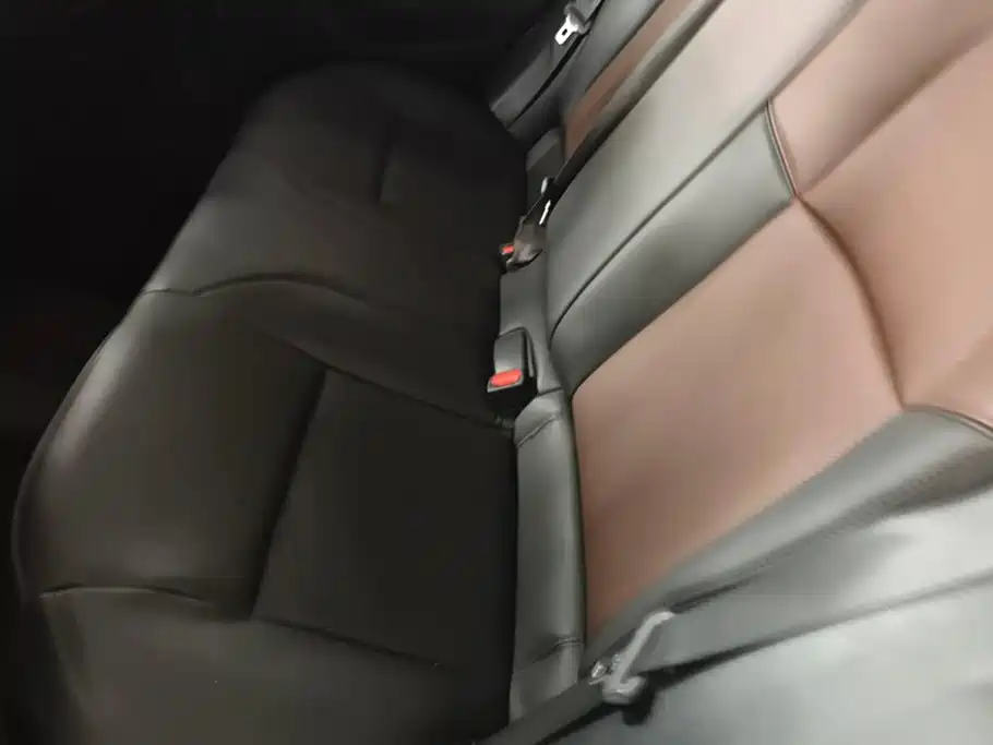 Toyota Corolla — миниатюра 11